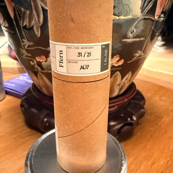 Almost a full bottle! Natural and toxin free perfume 🌱 - Picture 5 of 7